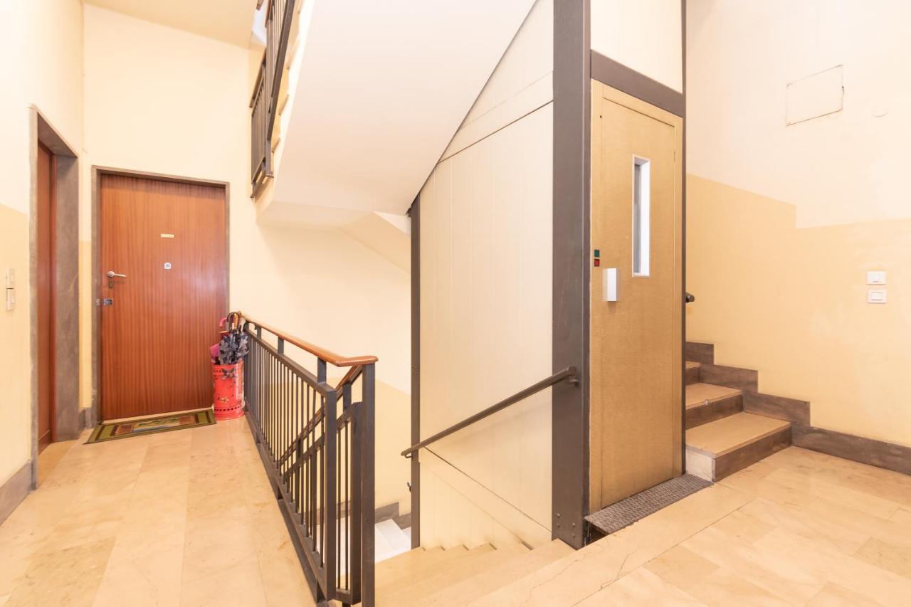 Appartamento Ospedale Civile 3 - F&L Apartment Brescia Exterior photo